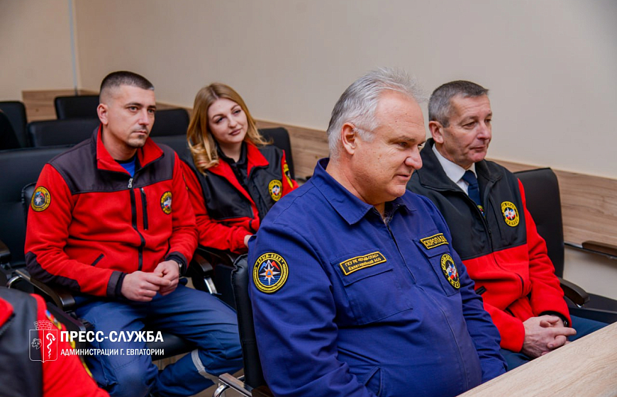 В Евпатории чествовали спасателей